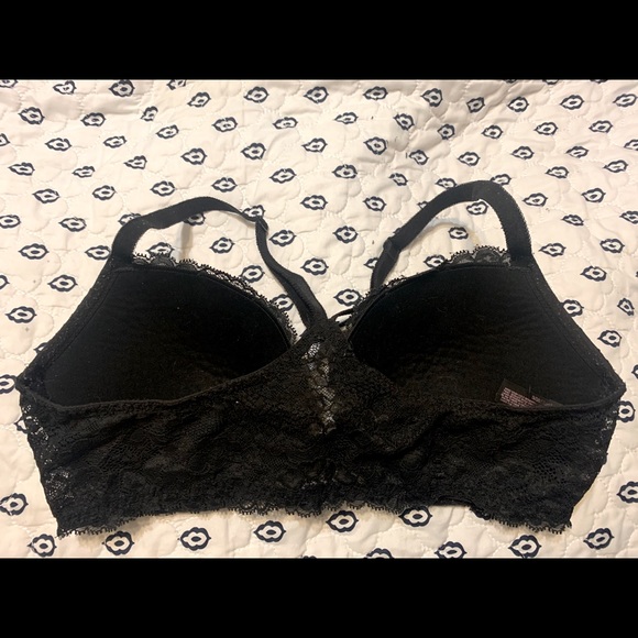 Black Lace Racer-back Victoria’s Secret Bra - Picture 2 of 3